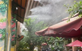 Hệ thống phun sương tạo ẩm cho quán cà phê